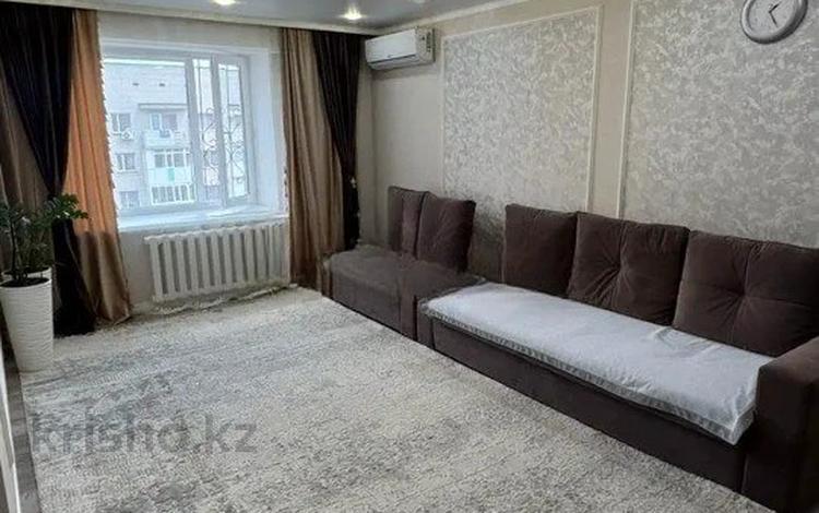 3-комнатная квартира · 77 м² · 6/9 этаж, Азербаева 8 за 38 млн ₸ в Астане, Сарайшык р-н — фото 2