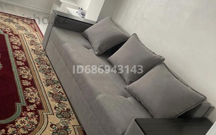 2-бөлмелі пәтер · 58 м² · 4/8 қабат, Бокейханова, бағасы: 280 000 ₸ в Алматы, Жетысуский р-н — фото 2