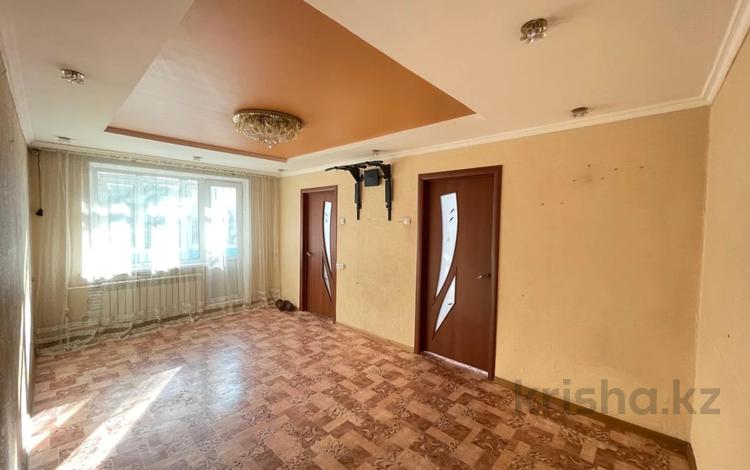 4-комнатная квартира · 61.1 м² · 2/5 этаж, Микрорайон 1а 2 за 15 млн ₸ в Сарани — фото 2