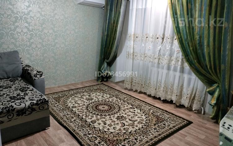 1-бөлмелі пәтер · 33 м² · 2/5 қабат, мкр Строитель, Назарбаев 242, бағасы: 7 500 ₸ в Уральске — фото 6