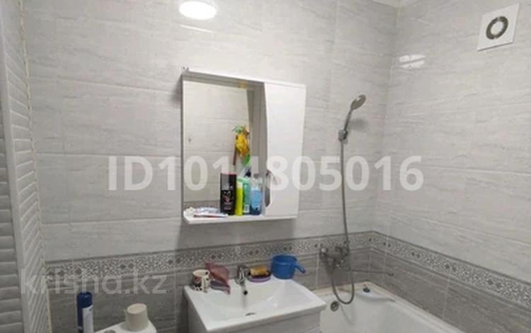 4-бөлмелі пәтер · 72.5 м² · 4/5 қабат, Қаратау ш/а. 15 — возле президентского парка, бағасы: 17.5 млн ₸ в Таразе, мкр Каратау — фото 2