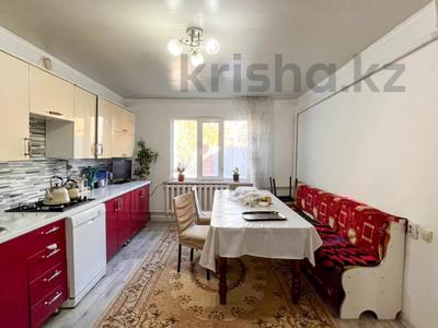 Жеке үй · 3 бөлме · 95 м² · 6 жүзд., Токаева 30, бағасы: 21 млн ₸ в Талдыкоргане