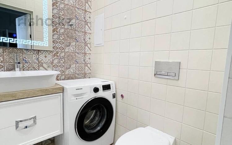 1-комнатная квартира · 54 м² · 8/10 этаж, ГазизыЖубановой за 220 000 ₸ в Актобе — фото 3