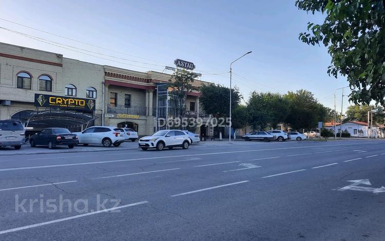 Офисы, магазины и бутики, склады, салоны красоты, медцентры и аптеки · 42 м² за 5.5 млн 〒 в Туркестане — фото 3