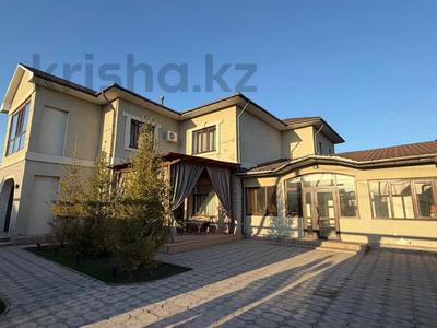 Отдельный дом · 8 комнат · 550 м², БОГЕНБАЙ БАТЫРА 14 за 269.9 млн ₸ в Косшы