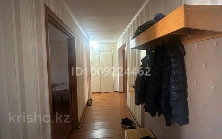 4-комнатная квартира · 81 м² · 7/9 этаж, Майкудук, Майкудук, 19й микрорайон за 21 млн ₸ в Караганде, Алихана Бокейханова р-н — фото 2