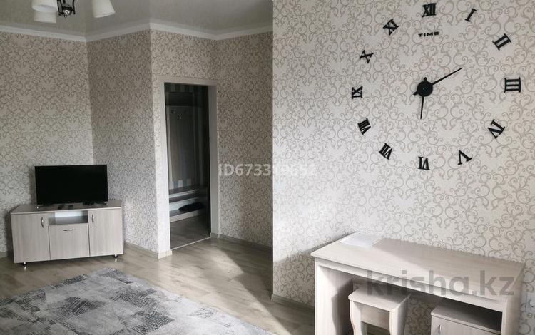2-бөлмелі пәтер · 44 м² · 2/4 қабат, мкр Новый Город, Бухар-Жырау — Алиханова, бағасы: 15 000 ₸ в Караганде, Казыбек би р-н — фото 11