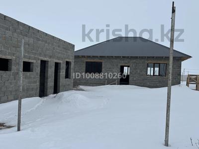 Отдельный дом · 4 комнаты · 120 м² · 8 сот., 9 35 — П.Круглоозерное новостройка за 11.9 млн 〒 в Уральске