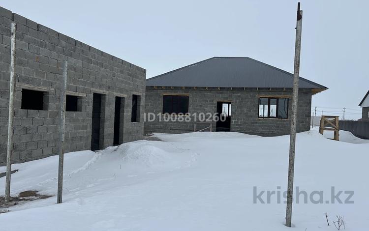 Отдельный дом · 4 комнаты · 120 м² · 8 сот., 9 35 — П.Круглоозерное новостройка за 10.5 млн ₸ в Уральске — фото 7