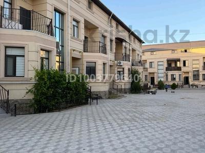 5-комнатная квартира · 260 м² · 1/3 этаж, Рахмет өтесінов за 36.5 млн ₸ в Жанаозен