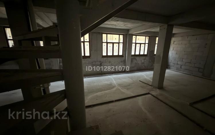4-комнатная квартира · 199.2 м² · 1/4 этаж, мкр Горный Гигант, Тайманова за ~ 259 млн ₸ в Алматы, Медеуский р-н — фото 2