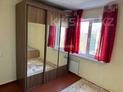 1-комнатная квартира · 32 м², Маншук Маметовой — Около памятника за 120 000 〒 в Уральске, мкр Школьник