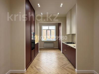3-бөлмелі пәтер · 102 м² · 1/5 қабат, мкр. Алтын орда 228/2, бағасы: 45.5 млн ₸ в Актобе, мкр Авиатор