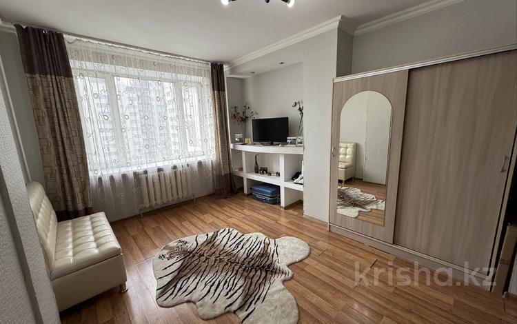 1-бөлмелі пәтер · 49.6 м² · 8/15 қабат, Б. Момышулы 14, бағасы: 25 млн ₸ в Астане, Алматы р-н — фото 2