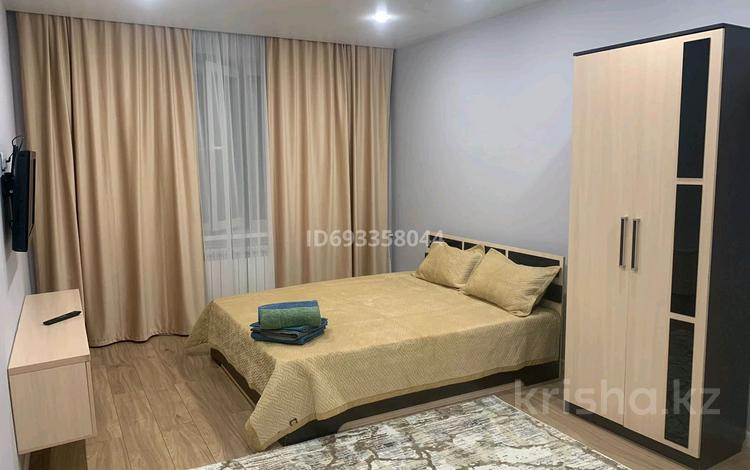 1-комнатная квартира · 35 м² · 1/4 этаж, Тулебаева — Гоголя за 16 000 〒 в Алматы, Алмалинский р-н — фото 4