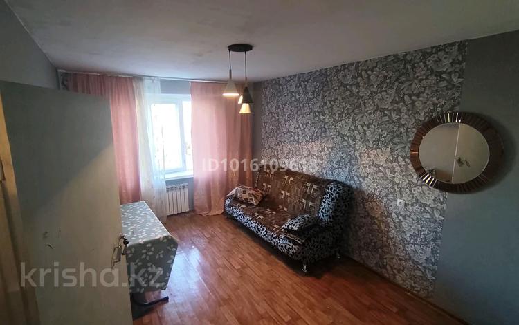 1 бөлме · 18 м² · 9/9 қабат, Сатпаева 3, бағасы: 90 000 ₸ в Усть-Каменогорске — фото 2