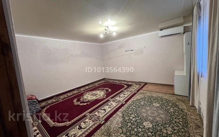 2-комнатная квартира · 70 м², Жумыскер, Жумыскер 2 744 — Мкр өркен ақын Сара 7 за 130 000 ₸ в Атырау — фото 2