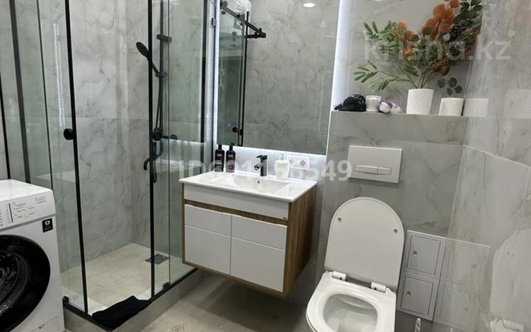 2-комнатная квартира · 44 м² · 9/10 этаж, Микрорайон Байкена Ашимова 21 — Теннисный , Арена , Сапиева , Глобал . школа Ниш за 20 000 ₸ в Караганде — фото 2