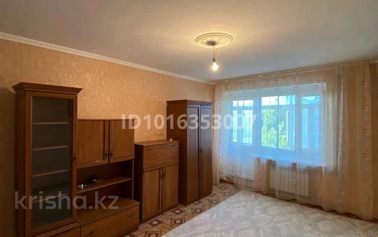 3-комнатная квартира · 59 м² · 3/5 этаж, Тулебаева 20 — ДВД, отдел охраны, педколледж за 16.5 млн ₸ в  — фото 8