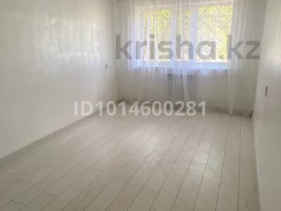 2-бөлмелі пәтер · 42.1 м² · 1/5 қабат, Бауыржан Момышулы 22 — Сейфуллина, бағасы: 16.5 млн ₸ в Жезказгане