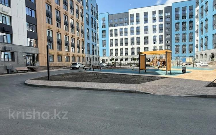2-комнатная квартира · 70 м² · 5/9 этаж, мкр Нурсая, Султан Бейбарыс 437 за 350 000 ₸ в Атырау — фото 9