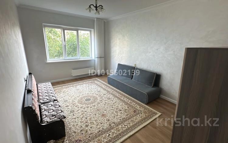 1-комнатная квартира · 40 м² · 4/9 этаж, мкр Жетысу-2 10 за 270 000 ₸ в Алматы, Ауэзовский р-н — фото 2