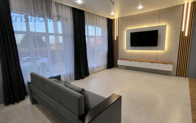 1-комнатная квартира · 48.7 м² · 1/2 этаж, Жером, Абая 22 — Жером за 18 млн ₸ в Уральске — фото 2