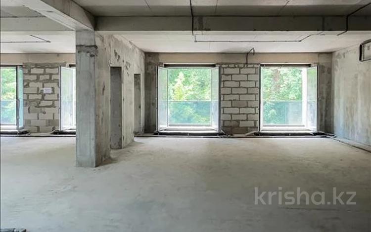 3-бөлмелі пәтер · 235.8 м² · 3/3 қабат, Чайкиной 5/1 — ТЕРРЕНКУР, бағасы: 270 млн ₸ в Алматы, Медеуский р-н — фото 2