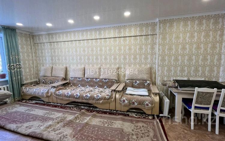 2-бөлмелі пәтер · 57 м² · 1/3 қабат, Тауелсыздык 17 13, бағасы: 7.5 млн ₸ в Курчатове — фото 2