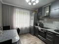 2-комнатная квартира, 52 м², 1/10 этаж, мкр Юго-Восток, Гульдер 1 2 за 19.5 млн 〒 в Караганде, Казыбек би р-н