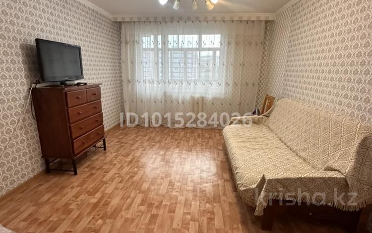 2-комнатная квартира · 60 м² · 8/9 этаж, Қазбек би 24/1 за 190 000 ₸ в Усть-Каменогорске — фото 2