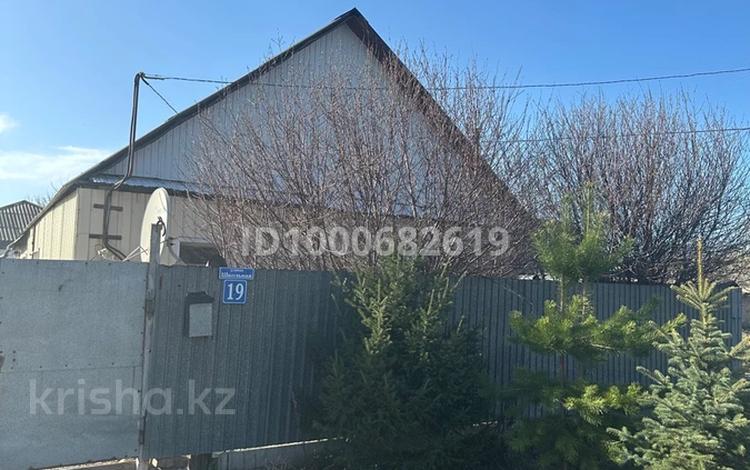 Жеке үй · 4 бөлме · 47.4 м² · 7 сот., Школьная 19, бағасы: 10 млн ₸ в Прапорщикове — фото 2