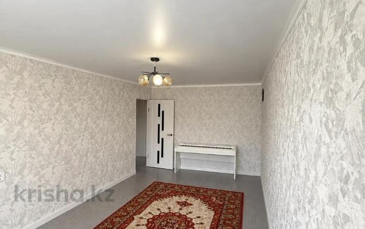 2-бөлмелі пәтер · 55.2 м² · 4/5 қабат, 2 ш/а., 101 Стрелковой бригады 13, бағасы: 18.5 млн ₸ в Актобе, мкр 8 — фото 23