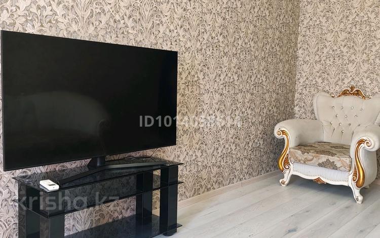 2-комнатная квартира · 46 м² · 3/5 этаж, 12-й мкр 40 за 130 000 ₸ в Актау — фото 2