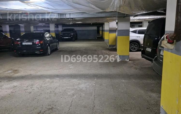 Паркинг · 20 м² · мкр Комсомольский, Мәңгілік Ел 19 — Алматы мангилик ел керей жанибека за 15 000 ₸ в Астане, Есильский р-н — фото 2