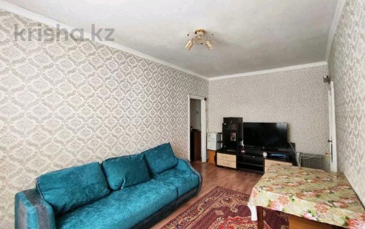 1-комнатная квартира, 58 м², 1/3 этаж, Валиханова за 11.4 млн 〒 в Петропавловске — фото 2