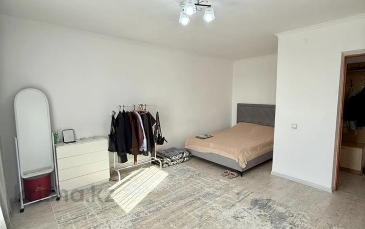 1-бөлмелі пәтер · 45 м² · 8/9 қабат, ул. Жамбыла 8, бағасы: 20.9 млн ₸ в Астане, Сарыарка р-н — фото 2