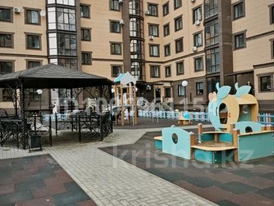 2-бөлмелі пәтер · 76 м² · 2/9 қабат, Вокзальная 4 дом, бағасы: 45 млн 〒 в Уральске