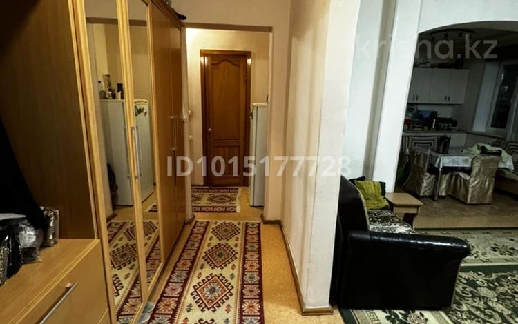 3-бөлмелі пәтер · 65 м² · 4/5 қабат, джамбульская 15 — назарбаева амангельды, бағасы: 25 млн ₸ в Павлодаре — фото 2