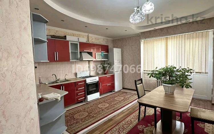 3-комнатная квартира · 95 м² · 3/5 этаж, Измир — Нұрсат мкр, возле школы 80 за 220 000 〒 в Шымкенте — фото 2