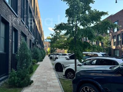 4-бөлмелі пәтер · 120 м² · 3/3 қабат, Аль- Фараби — СРОЧНО ТОРГ‼️‼️‼️, бағасы: 210 млн ₸ в Алматы, Медеуский р-н