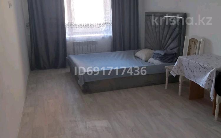 1-комнатная квартира · 30 м² · 1/5 этаж, Циолковского 1 — Абуылхайырхан за 10 000 ₸ в Уральске — фото 7
