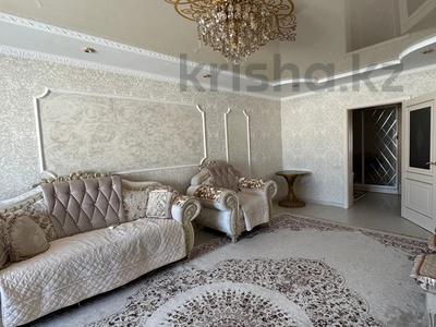 3-комнатная квартира · 110 м² · 17/17 этаж, Мамыр-1 29 за 56 млн 〒 в Алматы, Ауэзовский р-н