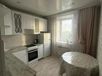 2-комнатная квартира · 56 м² · 10/10 этаж, Мкр. 15 22 за 15 000 ₸ в Семее