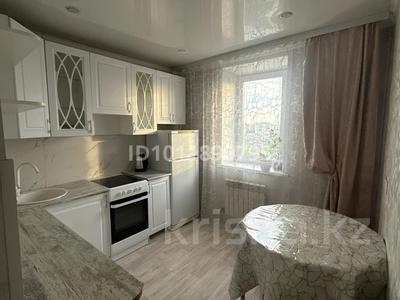 2-комнатная квартира · 56 м² · 10/10 этаж, Мкр. 15 22 за 15 000 ₸ в Семее