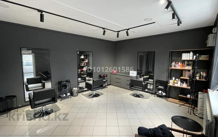 Сұлулық салондары, студиялар · 30 м², бағасы: 400 000 ₸ в Алматы, Медеуский р-н — фото 2