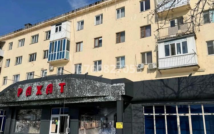 3-бөлмелі пәтер · 63 м² · 5/5 қабат, Сулейманова 26 — Проспект Жамбыла - Сулейманова, бағасы: 18 млн 〒 в Таразе — фото 2