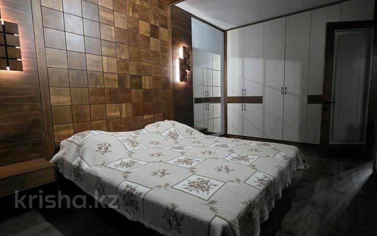 3-комнатная квартира · 85 м² · 6/13 этаж, Толе би 189/3 за 81 млн ₸ в Алматы, Алмалинский р-н — фото 4
