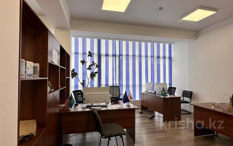 Офисы • 165 м² за 1.2 млн 〒 в Алматы, Бостандыкский р-н — фото 32