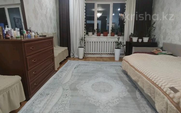 2-комнатная квартира · 74 м² · 2/16 этаж, мкр Шугыла, Жуалы 1 за 250 000 ₸ в Алматы, Наурызбайский р-н — фото 2